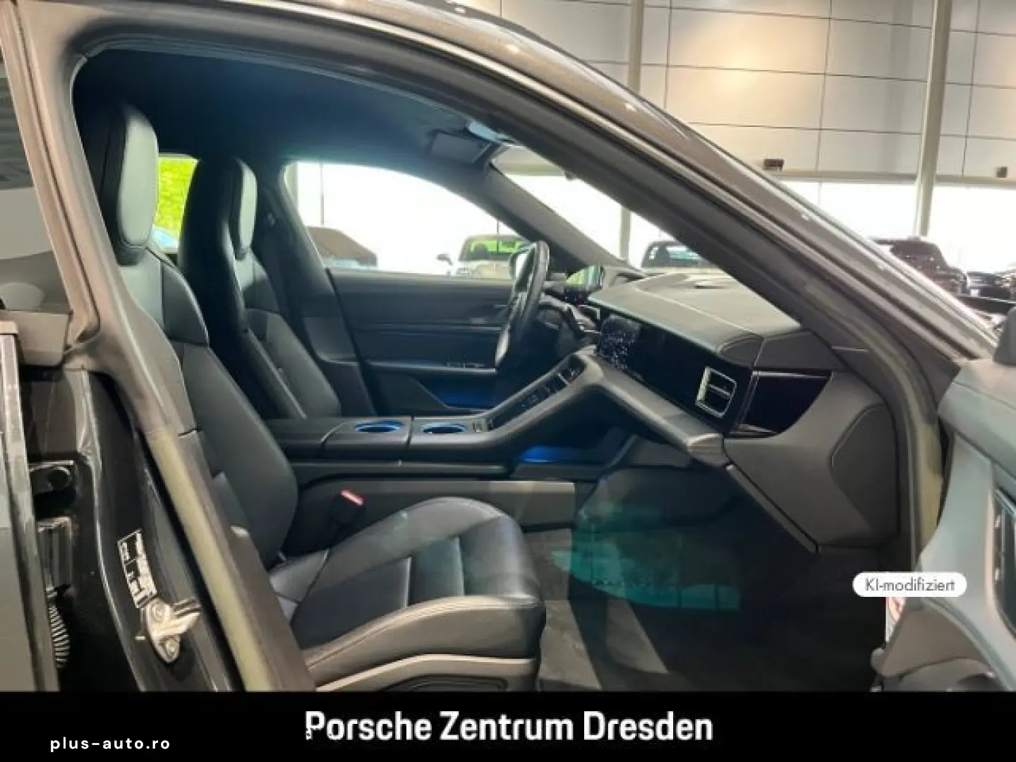 PORSCHE Taycan 4 Cross Turismo Ambiente SH v Wärmepumpe