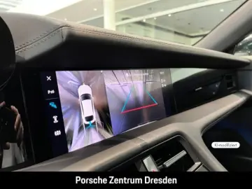 PORSCHE Taycan 4 Cross Turismo Ambiente SH v Wärmepumpe