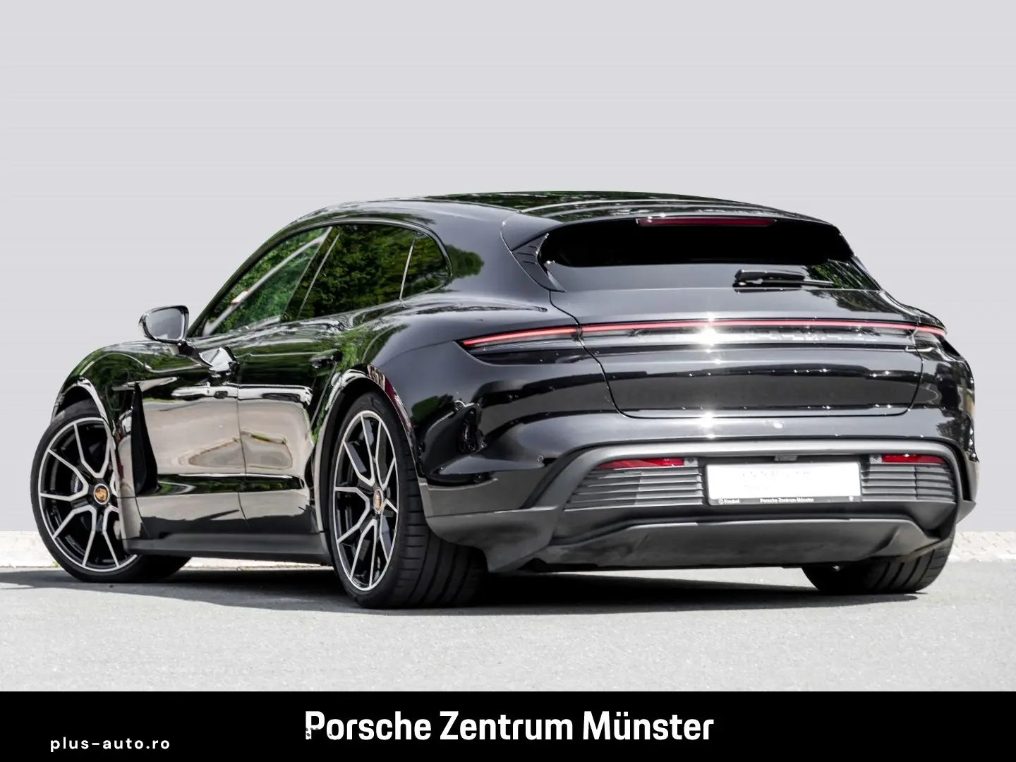PORSCHE Taycan Sport Turismo Head-Up LED-Matrix PASM