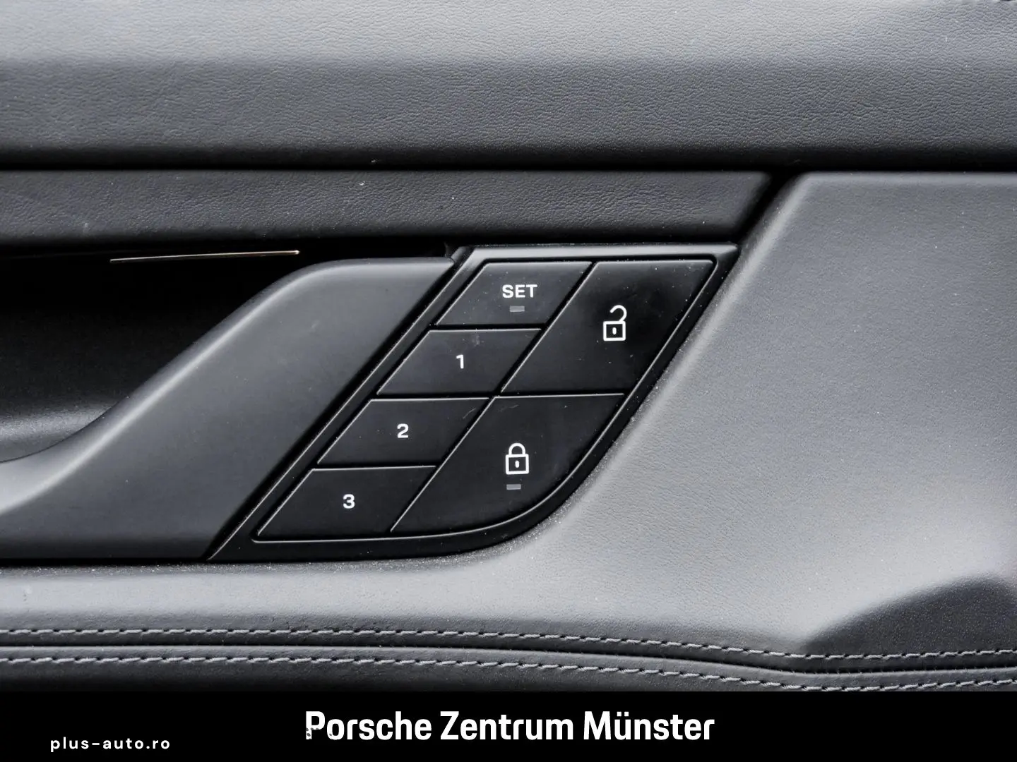 PORSCHE Taycan Sport Turismo Head-Up LED-Matrix PASM
