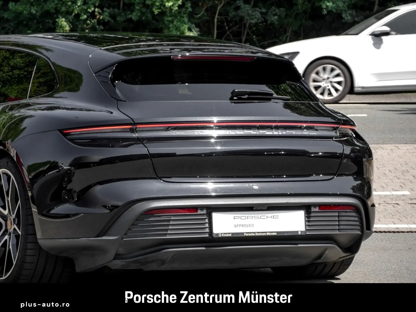 PORSCHE Taycan Sport Turismo Head-Up LED-Matrix PASM