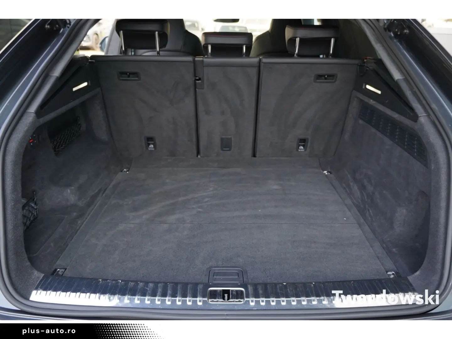 AUDI RSQ8 Performance Matrix