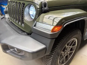 JEEP Wrangler   Wrangler Unlimited 80th Anniversary