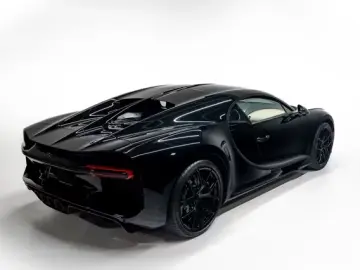 Bugatti Chiron  SPORT