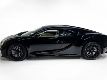 Bugatti Chiron  SPORT