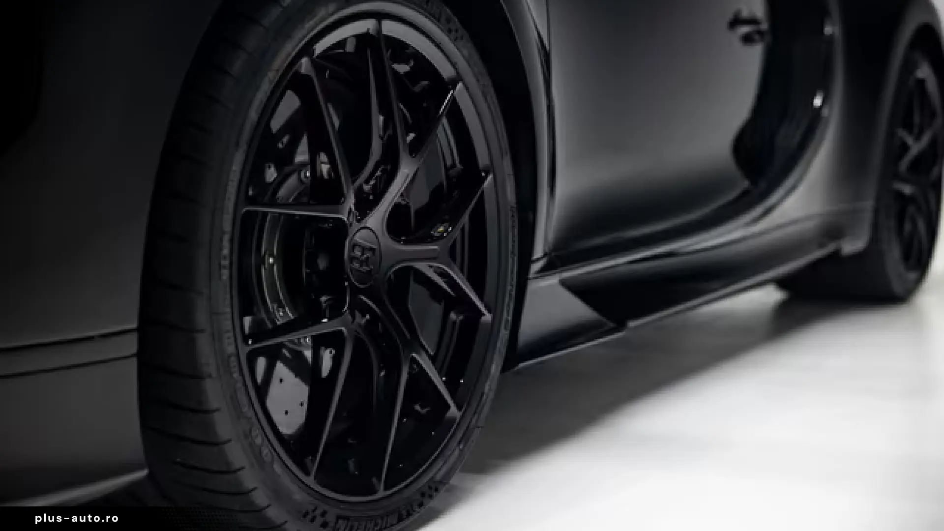 Bugatti Chiron  SPORT