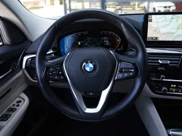 BMW 640 GT xD Luxury Luft-Laser-Pano-ACC-360-TV-StaH