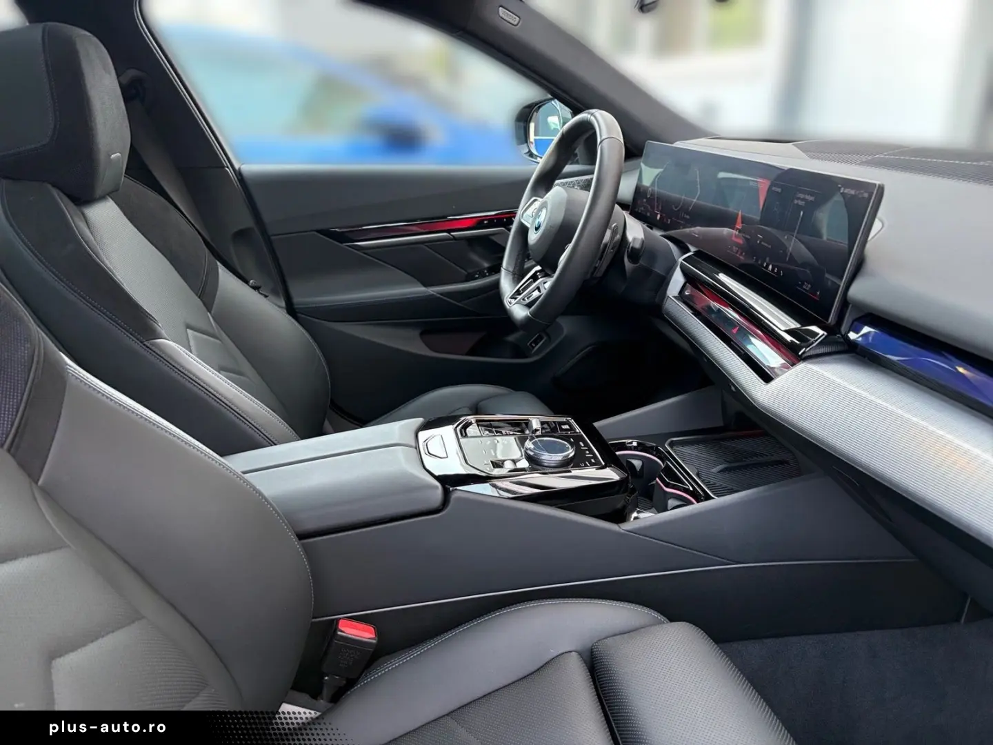 BMW 550e xDrive Touring M Sport HUD Pano DA Prof B&W