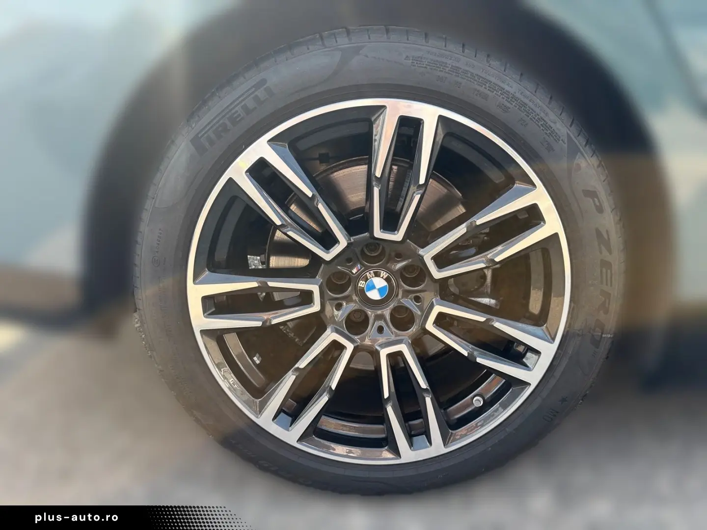 BMW 550e xDrive Touring M Sport HUD Pano DA Prof B&W