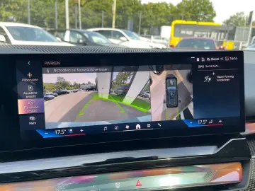 BMW 550e xDrive Tour. M Sport Pro    Pano Autobahnas