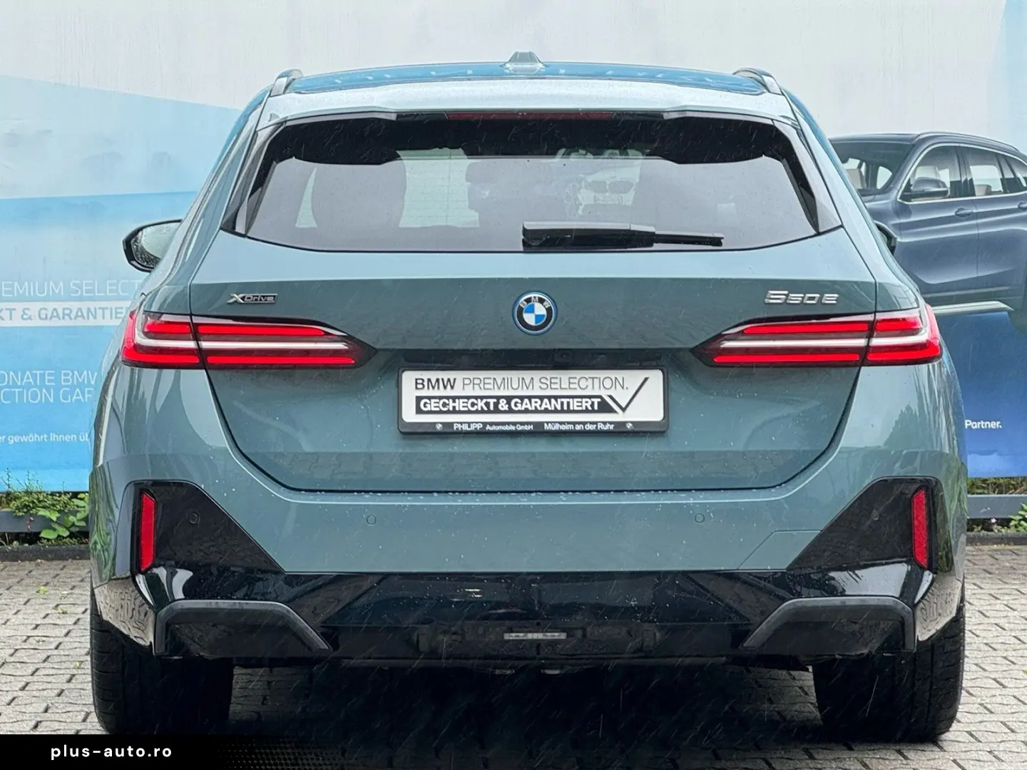 BMW 550e xDrive Ad-Fahrw-Pro Autobahnas PANO AHK B&W