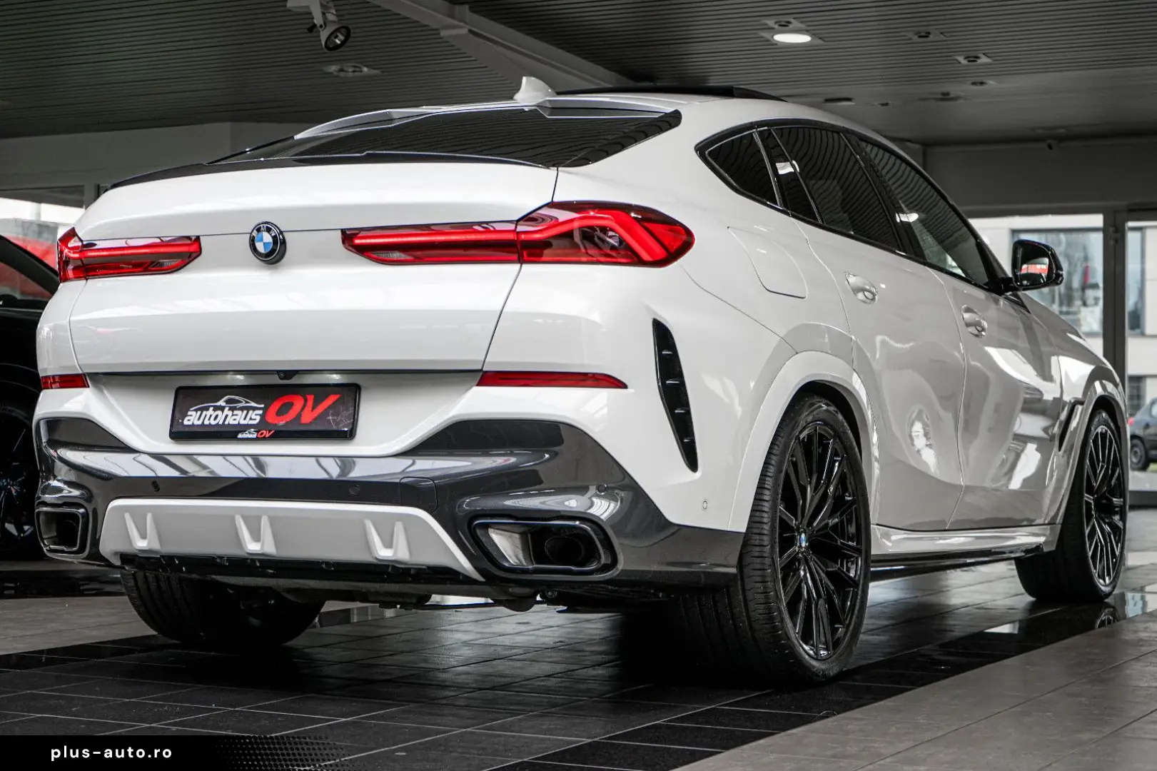 BMW X6 40xd M Sport Carbon 3xTV 2xAchs PanoSKY Icon