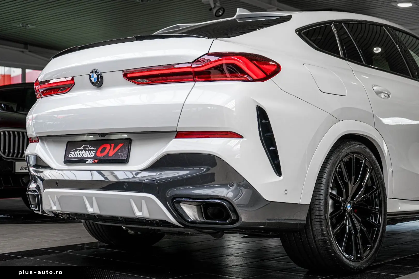 BMW X6 40xd M Sport Carbon 3xTV 2xAchs PanoSKY Icon
