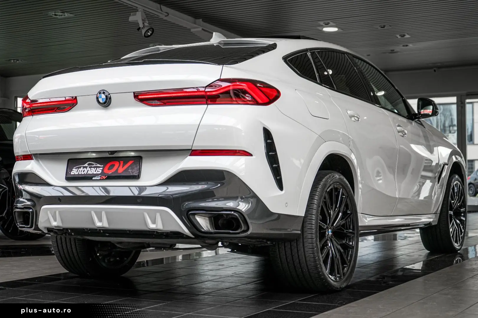 BMW X6 40xd M Sport Carbon 3xTV 2xAchs PanoSKY Icon