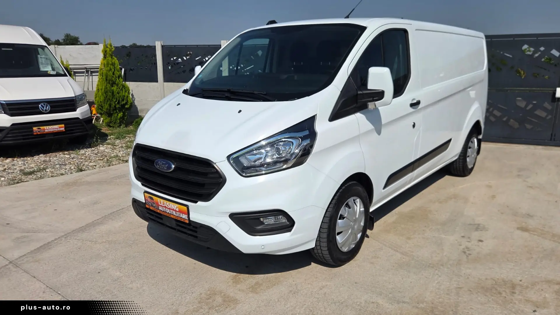 FORD NEW CUSTOM L2H1