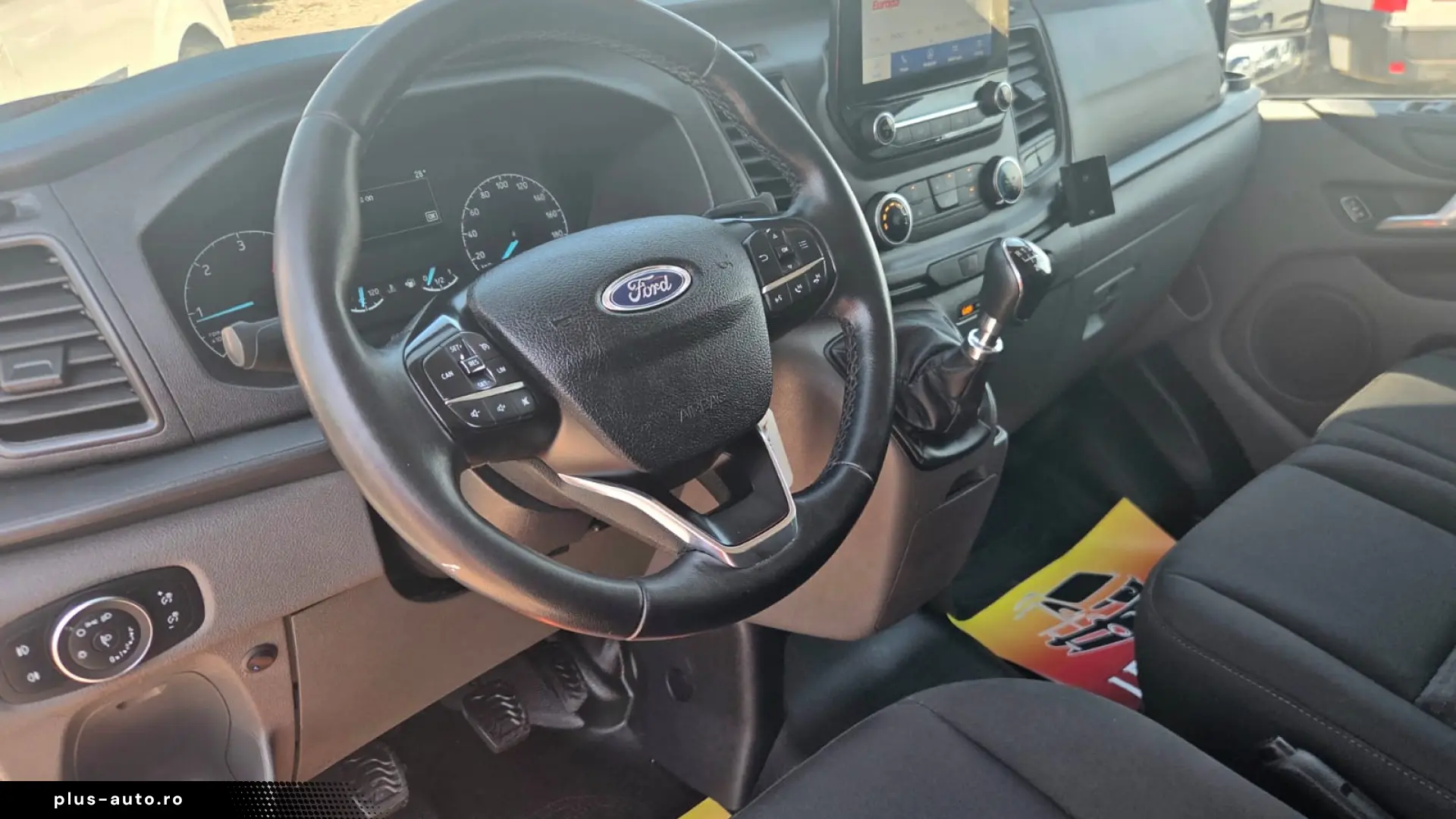 FORD NEW CUSTOM L2H1