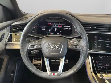 AUDI Q8 50 TDI quat. S LINE