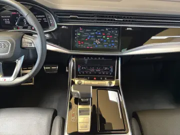 AUDI Q8 50 TDI quat. S LINE