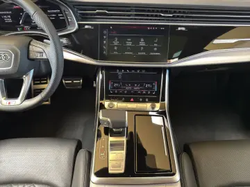 AUDI Q8 50 TDI quat. S LINE