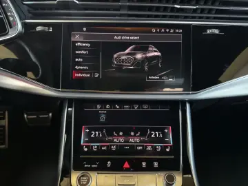 AUDI Q8 50 TDI quat. S LINE