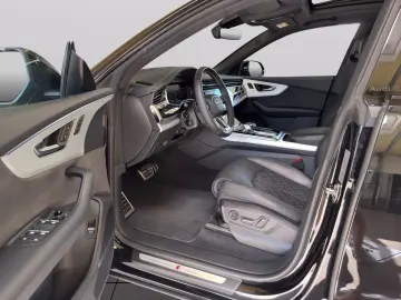 AUDI Q8 50 TDI quat. S LINE