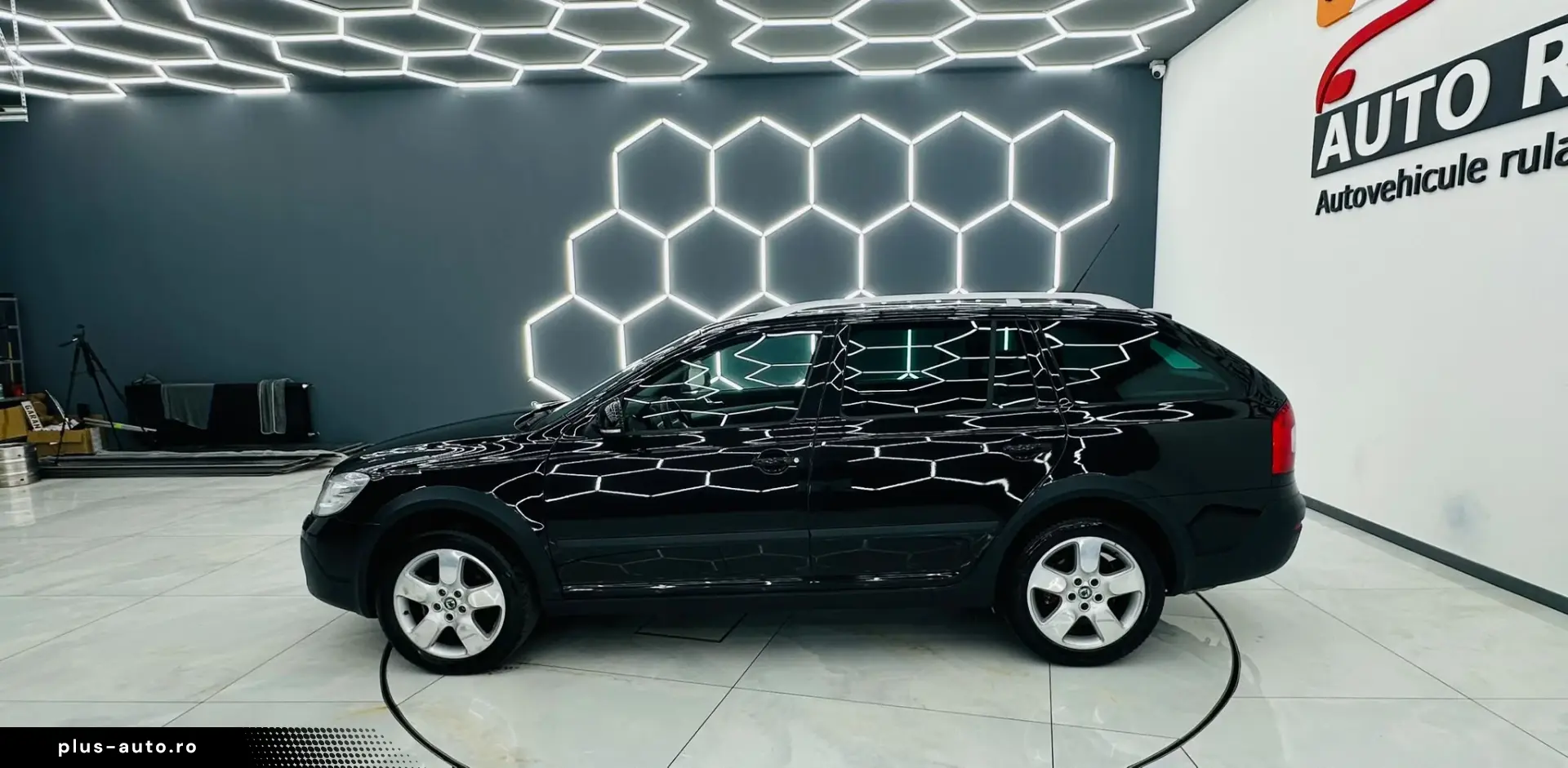 SKODA OCTAVIA 2010 2.0D E4 4X4 Garantie 12 Luni Rate Avans 0