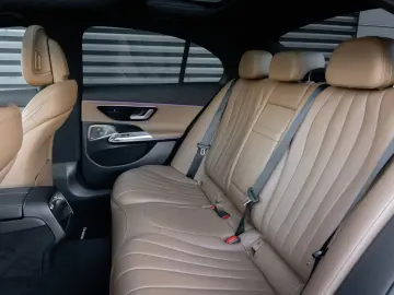 MERCEDES-BENZ E 450 d 4MATIC AMG Line -Night