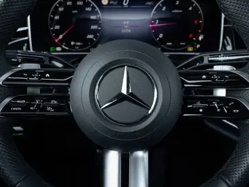 MERCEDES-BENZ E 450 d 4MATIC AMG Line -Night
