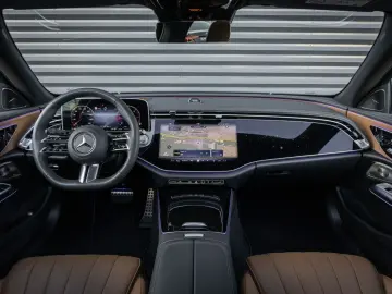 MERCEDES-BENZ E 450 d 4MATIC AMG Line -Night