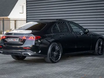 MERCEDES-BENZ E 450 d 4MATIC AMG Line -Night