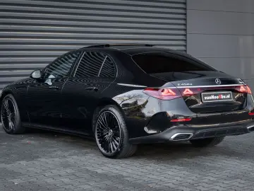 MERCEDES-BENZ E 450 d 4MATIC AMG Line -Night