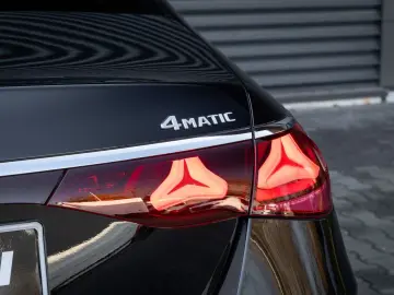 MERCEDES-BENZ E 450 d 4MATIC AMG Line -Night