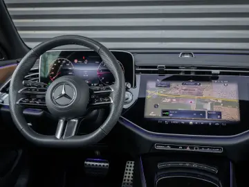 MERCEDES-BENZ E 450 d 4MATIC AMG Line -Night