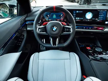 BMW M5 G90 727 CP Plug-in Hybrid