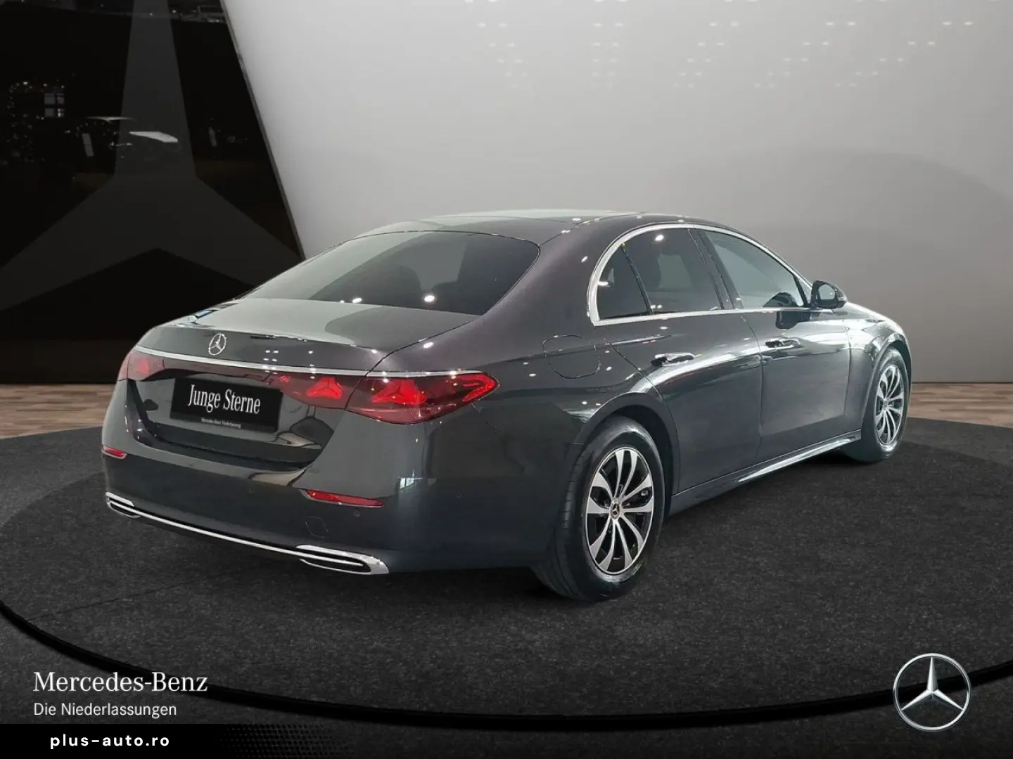 MERCEDES-BENZ E 220 d Lim Avantgarde Adv  Pano Digit