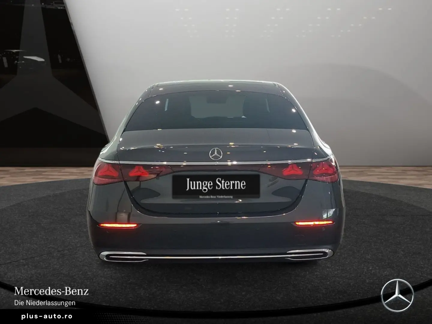MERCEDES-BENZ E 220 d Lim Avantgarde Adv  Pano Digit