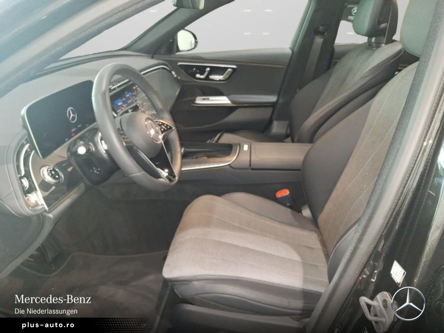 MERCEDES-BENZ E 220 d Lim Avantgarde Adv  Pano Digit