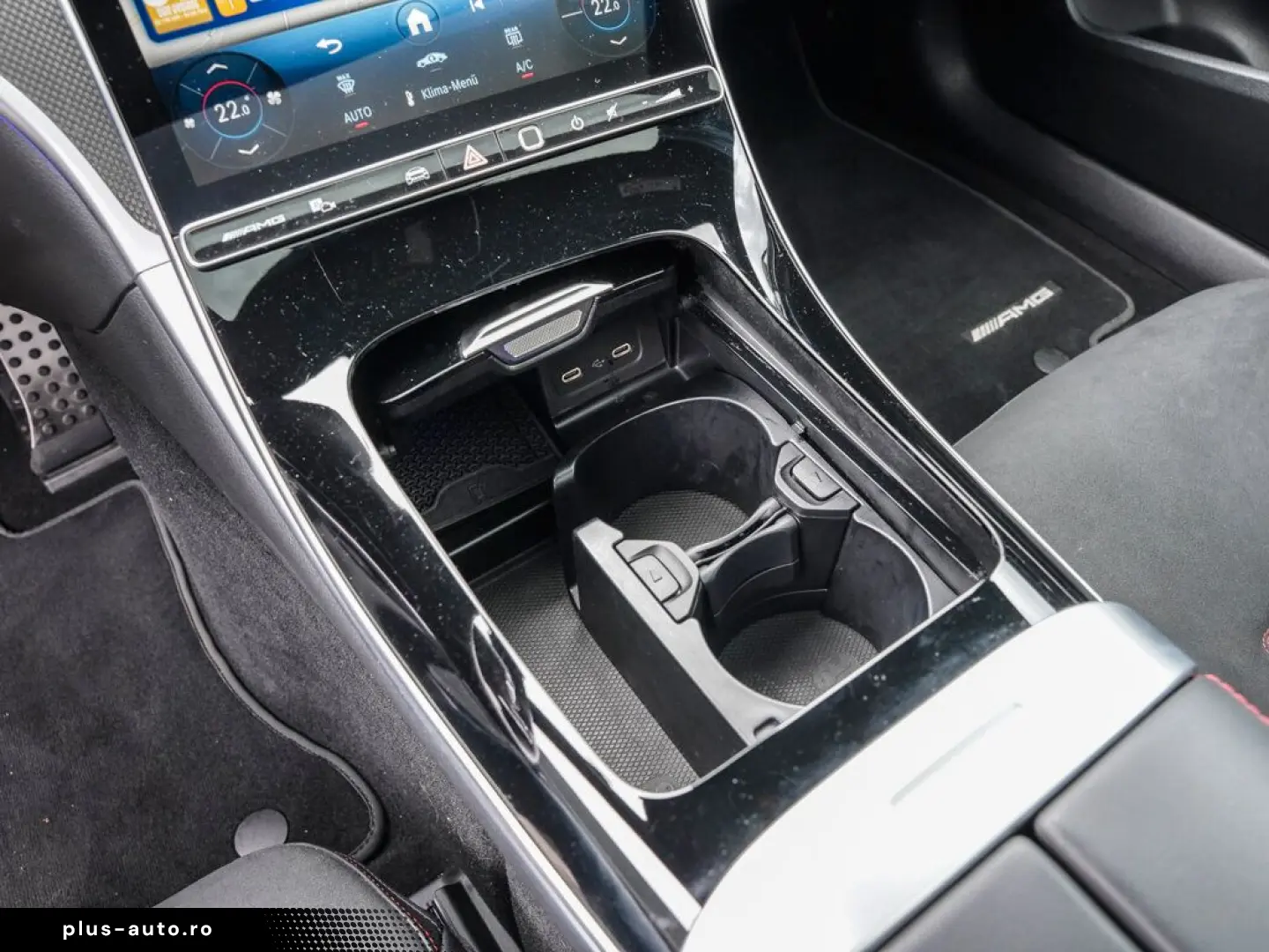 MERCEDES-BENZ COUPE CARBON