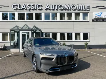 BMW i7 xDrive 60 Fond Entertainm Kristall NP188.430€