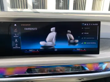 BMW i7 xDrive 60 Fond Entertainm Kristall NP188.430€