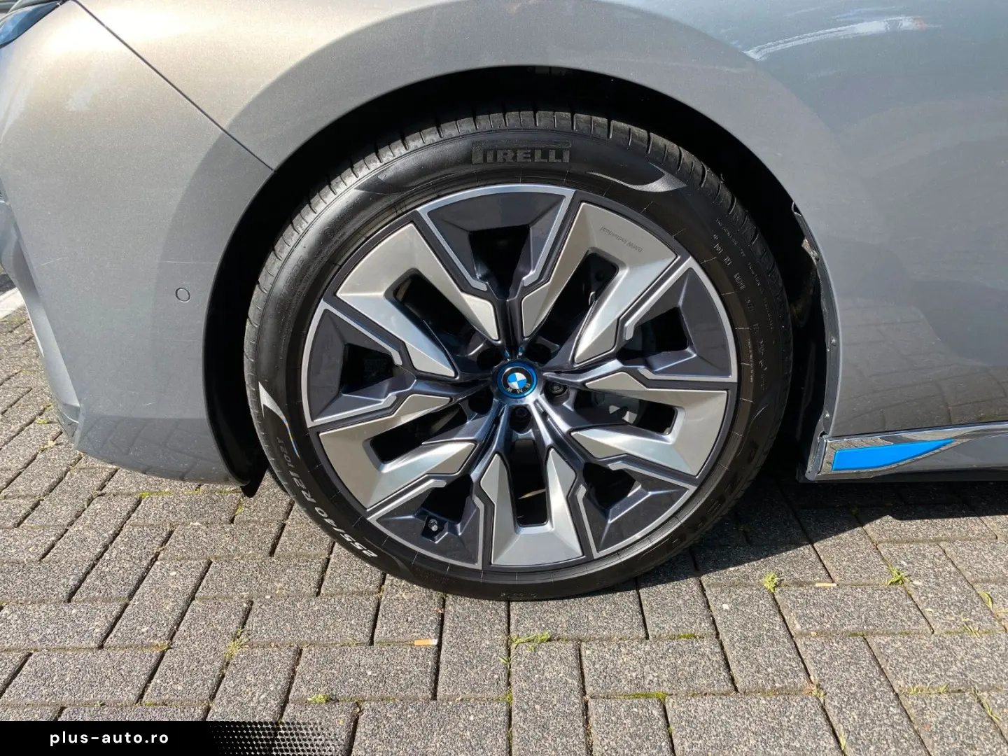 BMW i7 xDrive 60 Fond Entertainm Kristall NP188.430€