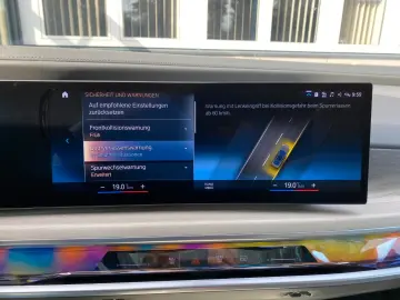 BMW i7 xDrive 60 Fond Entertainm Kristall NP188.430€