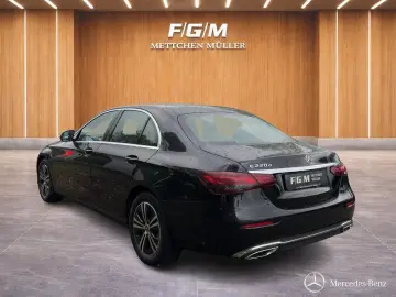 MERCEDES-BENZ E 220d Limousine Avantgarde LED Navi Kamera