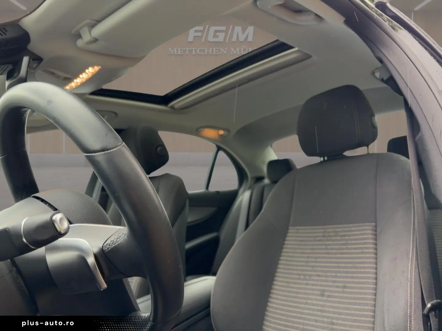 MERCEDES-BENZ E 220d Limousine Avantgarde LED Navi Kamera