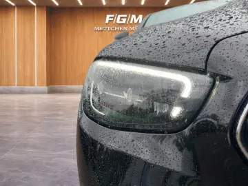 MERCEDES-BENZ E 220d Limousine Avantgarde LED Navi Kamera