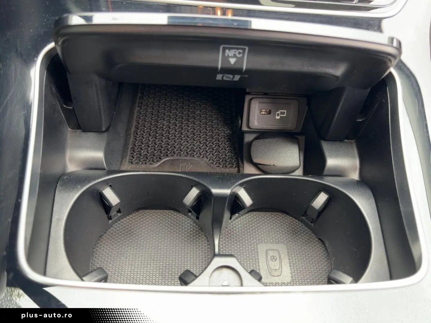 MERCEDES-BENZ E 220d Limousine Avantgarde LED Navi Kamera