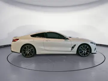 BMW M850i xDrive Coupe