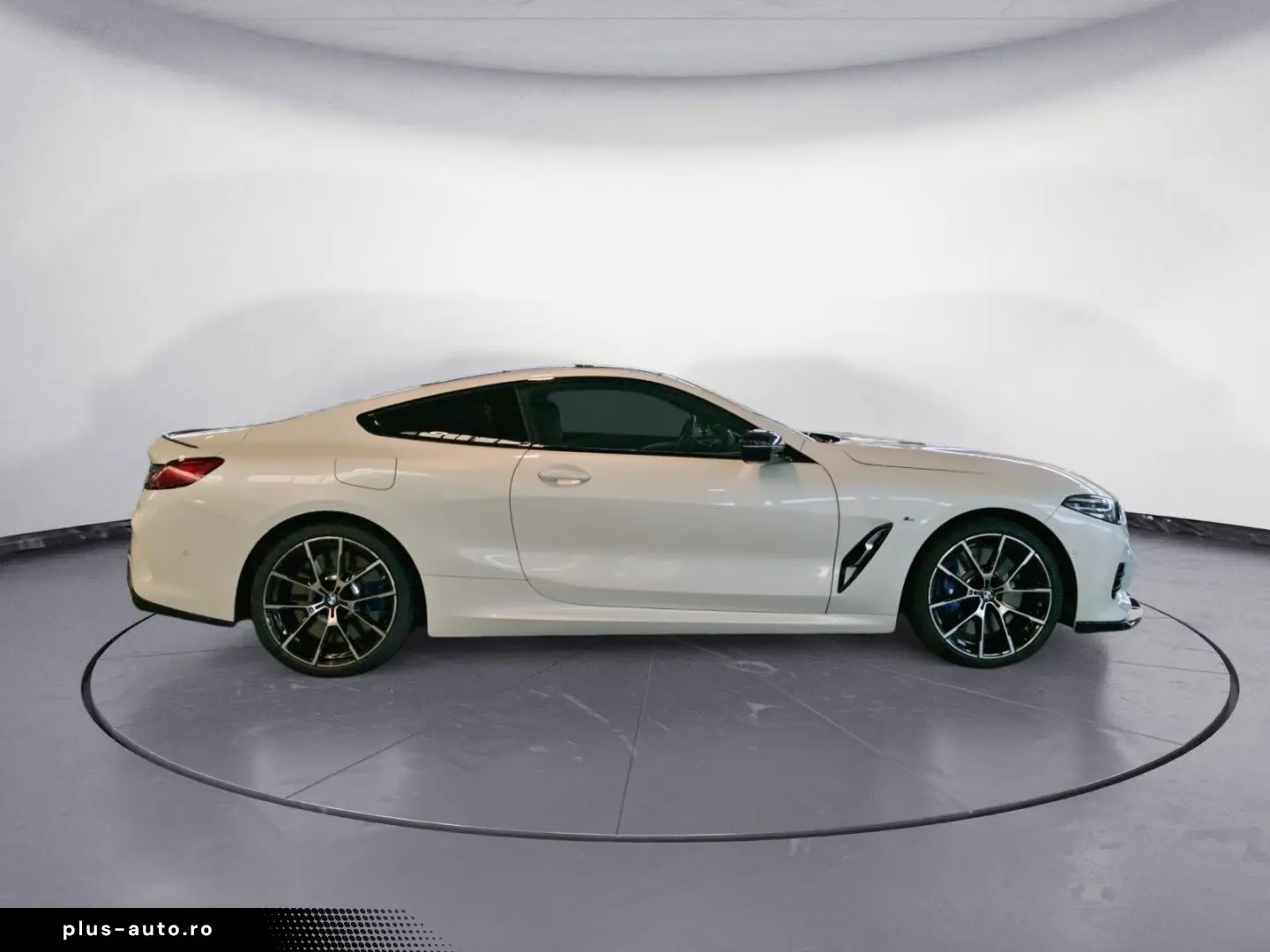 BMW M850i xDrive Coupe