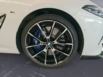 BMW M850i xDrive Coupe