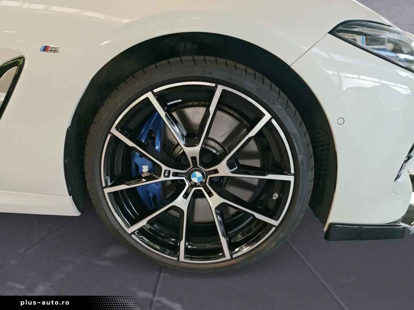BMW M850i xDrive Coupe
